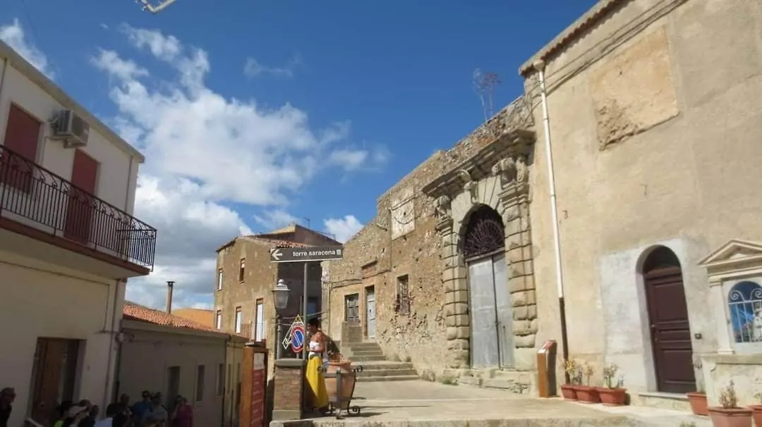 피라이노 Bella Casa D'Epoca In Splendido Borgo Siciliano 아파트